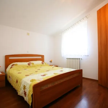 Apartment Oliva *