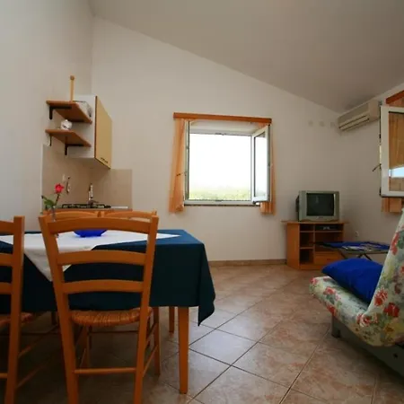 Oliva Apartment Peroj