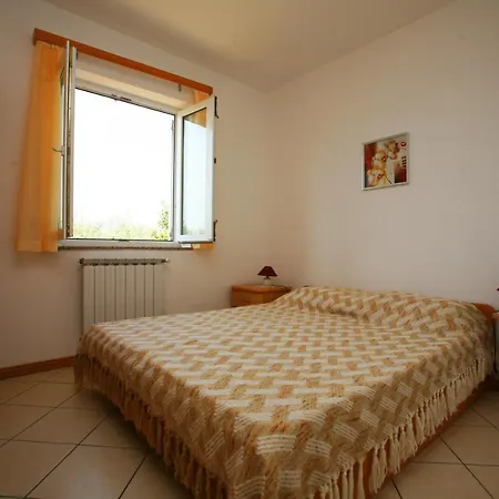 Oliva Apartment *