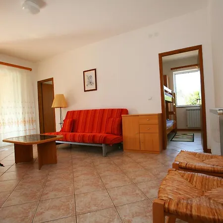 Oliva Apartment Peroj