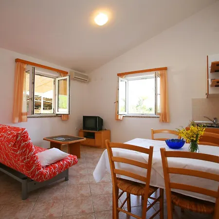 Oliva Apartment *