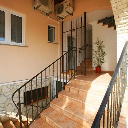 Apartment Oliva *