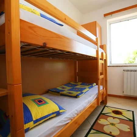 Oliva Apartment Peroj